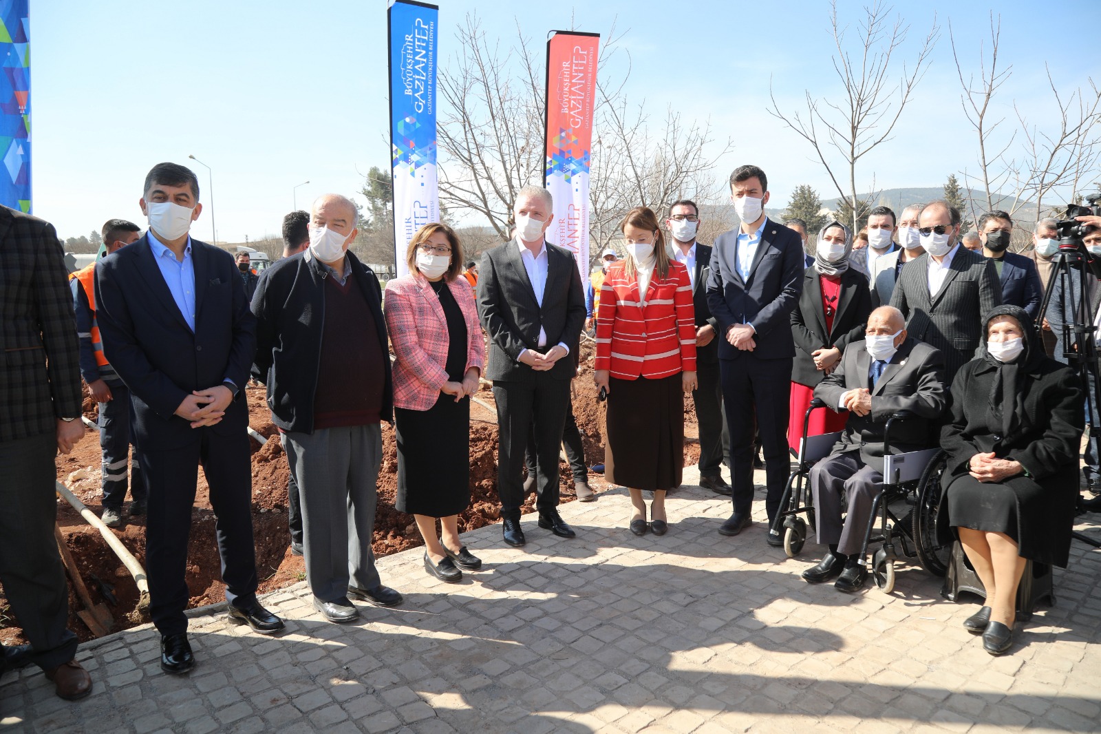 Yukarıbeylerbeyi Mahallesi Ağaç Dikme Töreni 