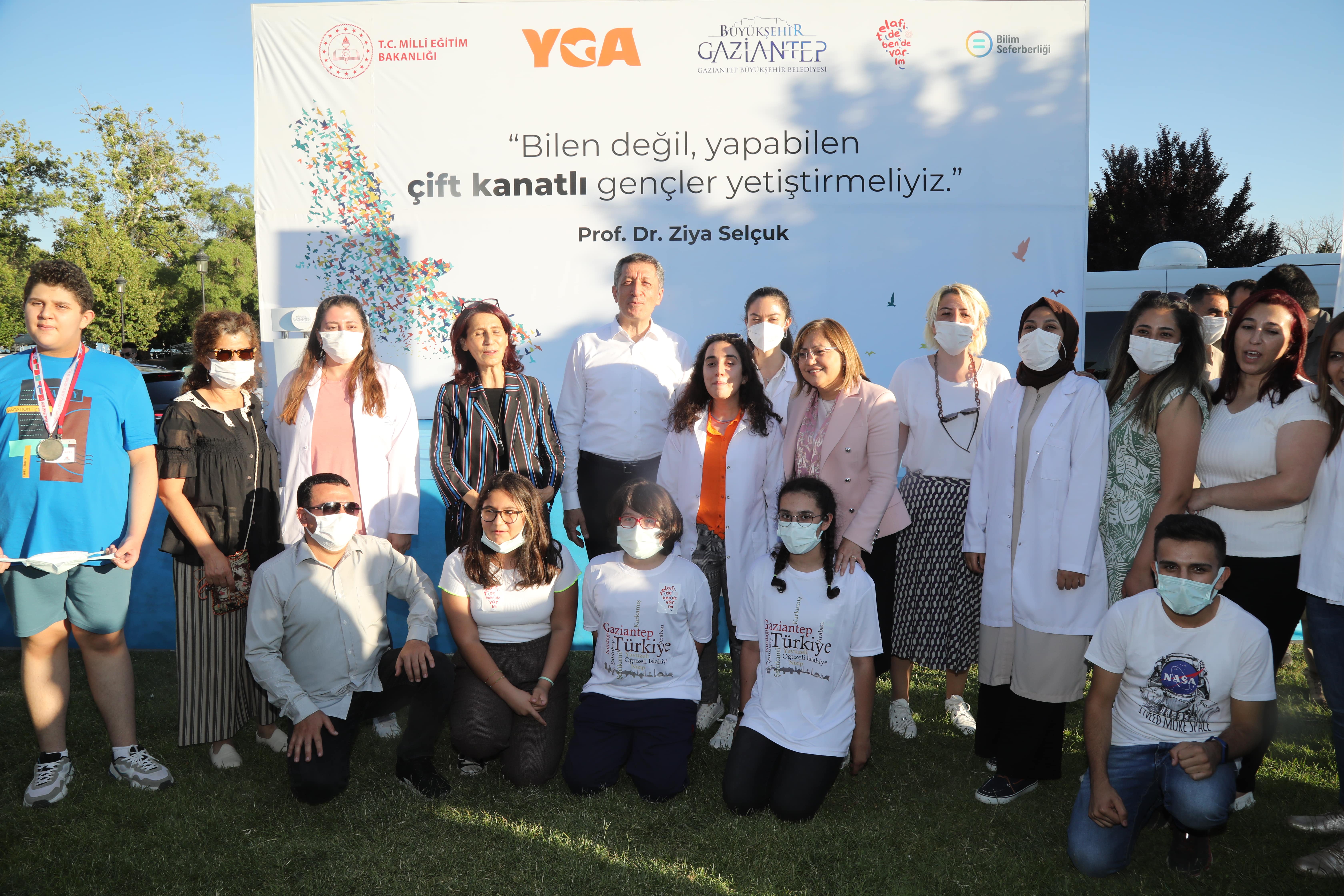 Milli Eğitim Bakanı Masal Parkı ve Bilim Çadırı 