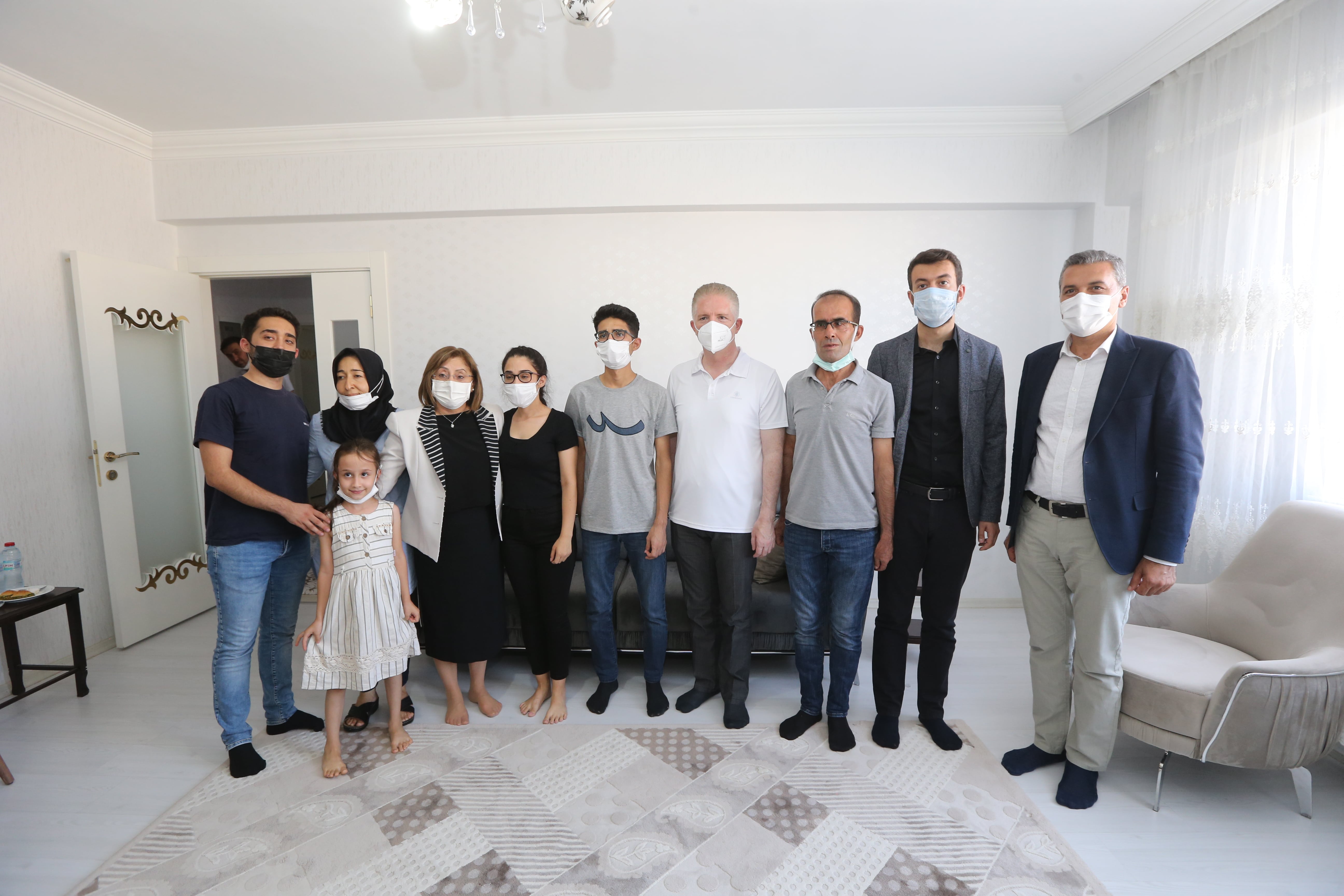 Üniversite Sınavında Dereceye Giren Öğrencileri Ziyaret 