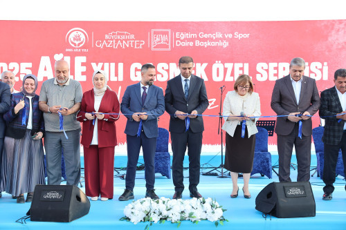 GASMEK KURSİYERLERİNDEN 2025 AİLE YILINA ANLAMLI SERGİ