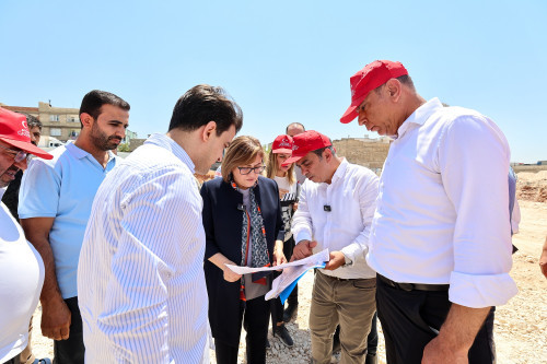 GAZİANTEP’TE DEZAVANTAJLI MAHALLELERE OKUL, SAĞLIK VE ALTYAPI YATIRIMI