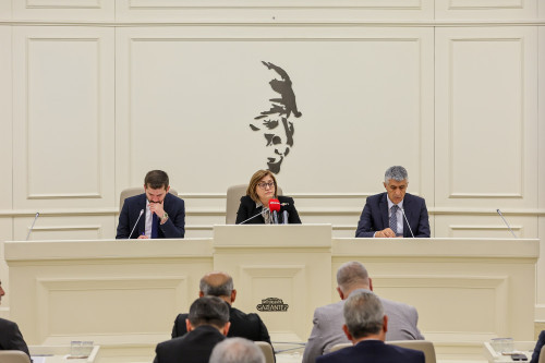 BAŞKAN FATMA ŞAHİN: “GAZİANTEP AVRUPA ÖDÜLÜ İLE TAÇLANDI, SANAYİDE SU ARZI GÜVENCE ALTINA ALINACAK”