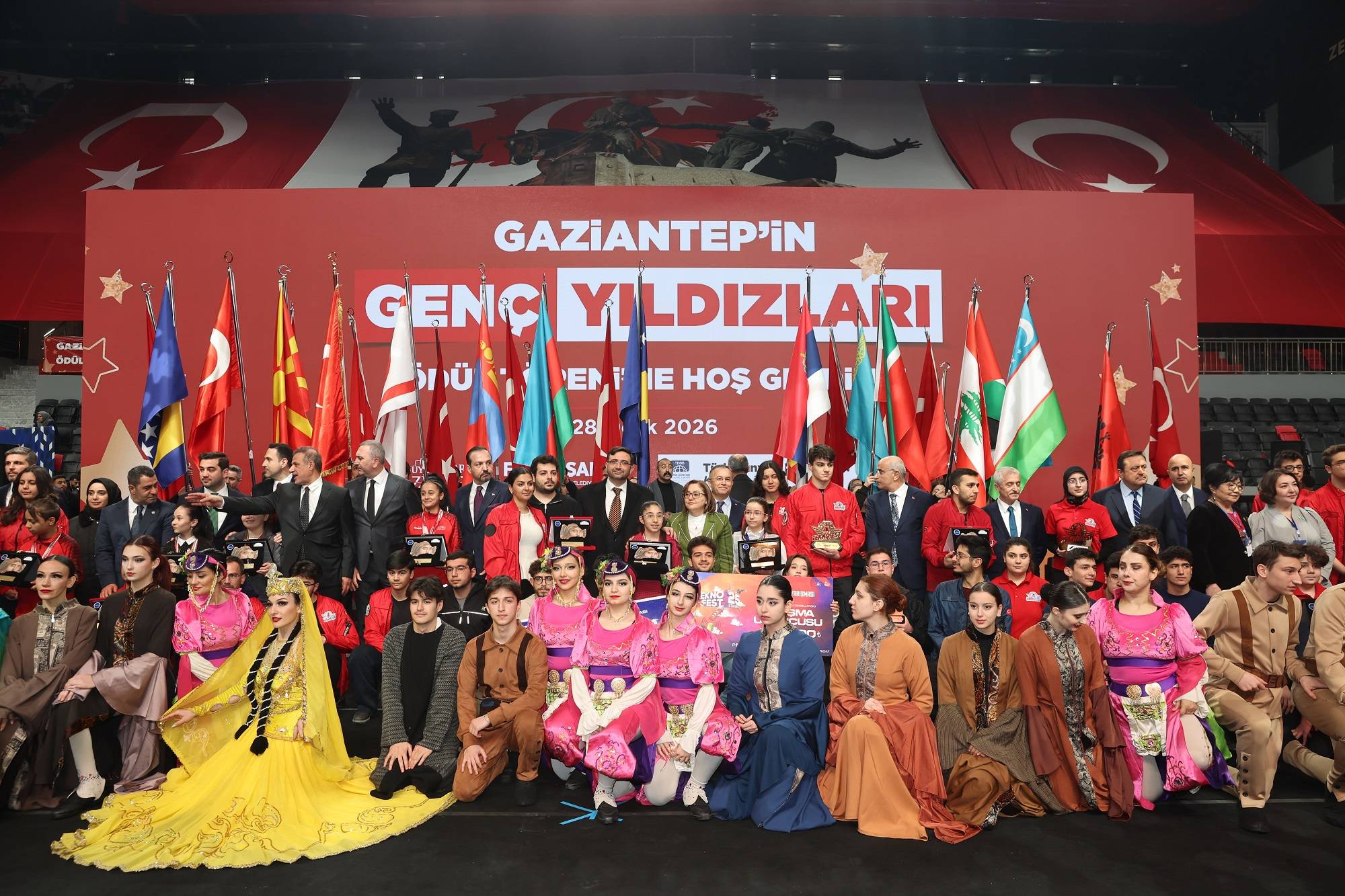 GAZİANTEP’İN GENÇ YILDIZLARI ÖDÜLLE TAÇLANDI
